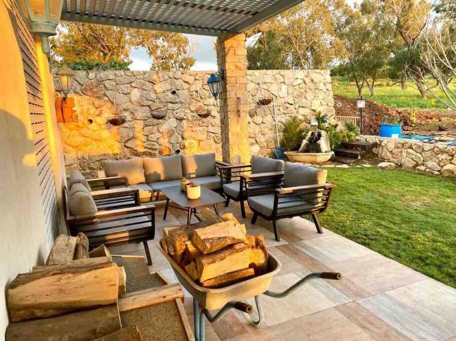 אחוזת היניבים Yaniv Estate Villa Nurit Dış mekan fotoğraf